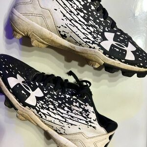 Under Armour Black and White Cleats -Boys